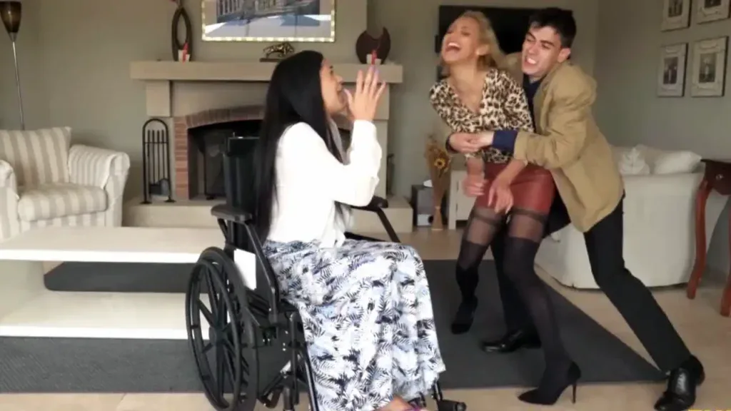 CHICAS SE ENFRENTAN POR JORDY EL NIÑO POLLA | TELENOVELA LATINA